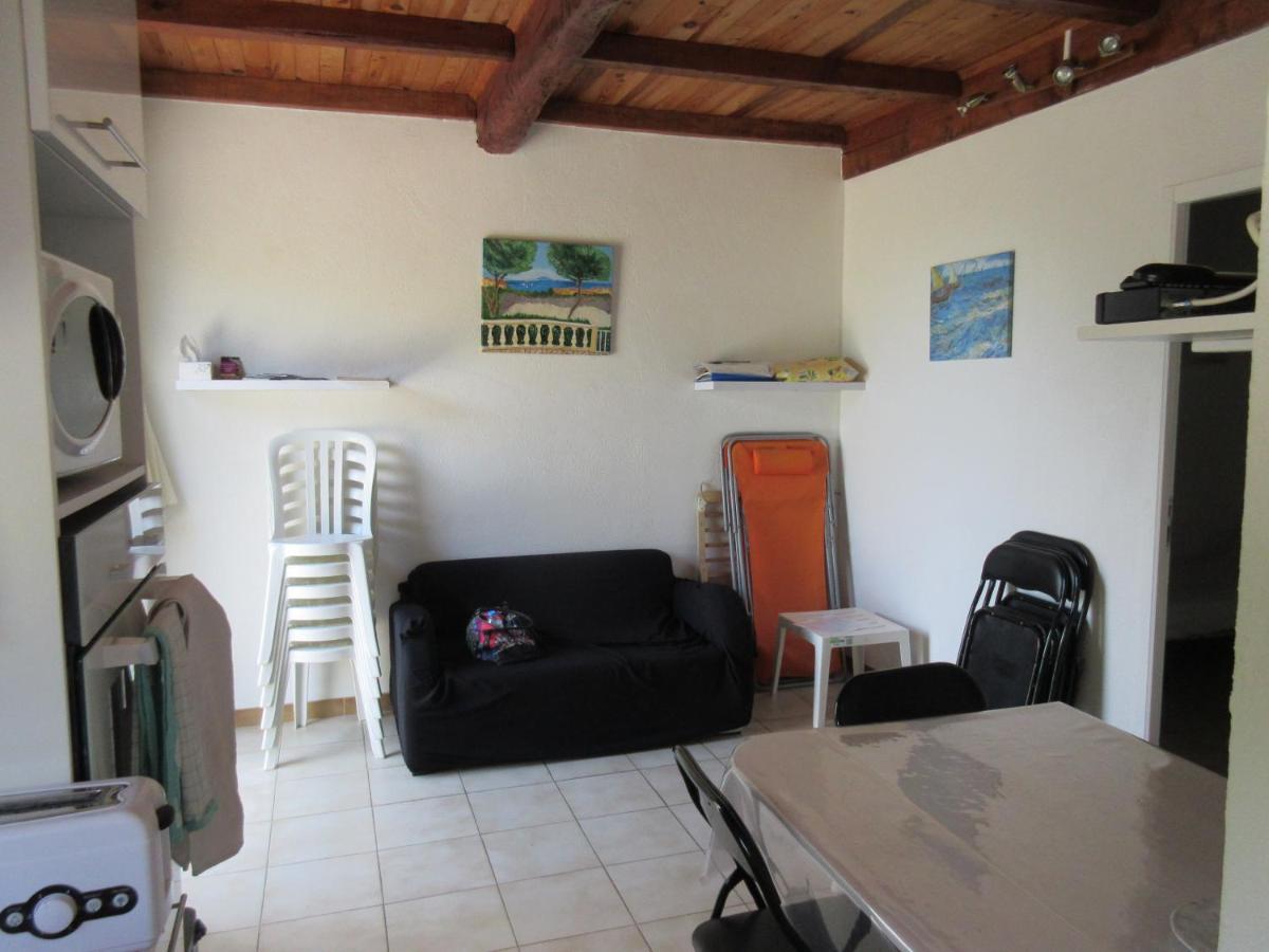Apart Climatise T3 St Pierre La Mer 1 Er Etage, 4 Pers Fleury  Exteriér fotografie