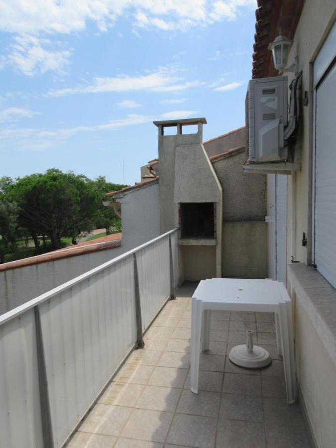 Apart Climatise T3 St Pierre La Mer 1 Er Etage, 4 Pers Fleury  Exteriér fotografie